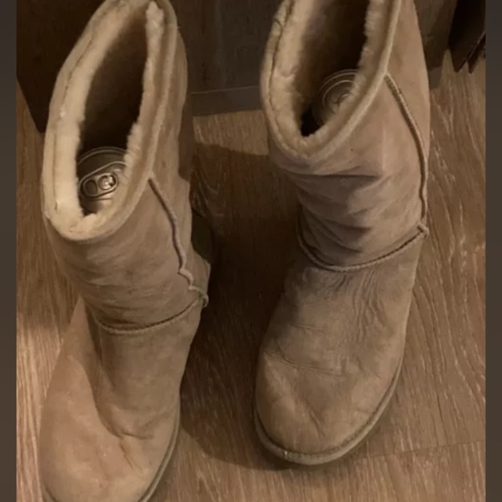 Size 10 UGG Boots 14” tall w/thick and plush genuine shearling lining. Worn Once